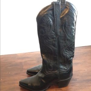 Western mid calf boot